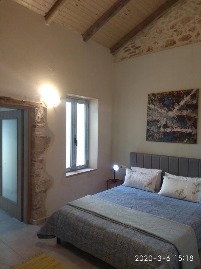 Spartis House 50M From The Beach Villa La Canea Esterno foto